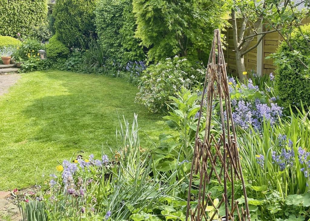 Fb3d49bf-Garden 20landscape 202.jpg