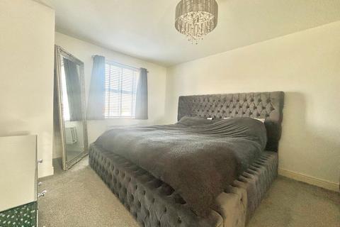 2 bedroom flat for sale, Ackers Drive, Ebbsfleet Valley, Kent, DA10