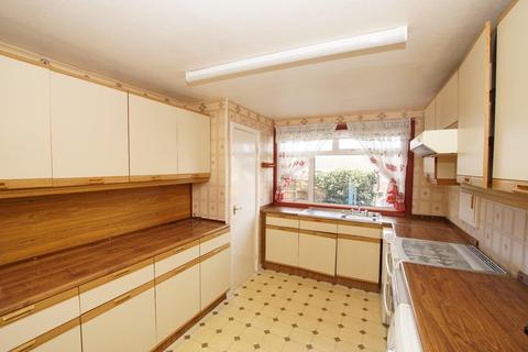 3 bedroom terraced house for sale, Faversham Road, Eastbourne BN23