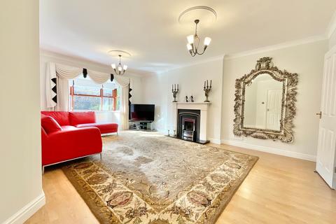 5 bedroom detached house for sale, Peregrine Way, Apley, TF1