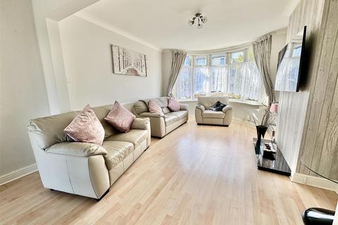 3 bedroom semi-detached house for sale, Seymour Road, Luton, LU1 3NL