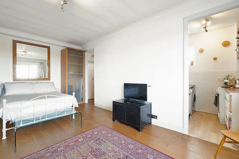 Studio for sale, Palace Gardens Terrace, London, W8