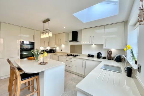 5 bedroom detached house for sale, Navigation Loop, Stone, ST15