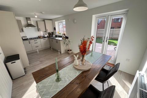 4 bedroom detached house for sale, The Winding, Stourbridge, DY8 4FF