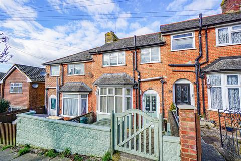 3 bedroom terraced house for sale, Offa Road, Hastings