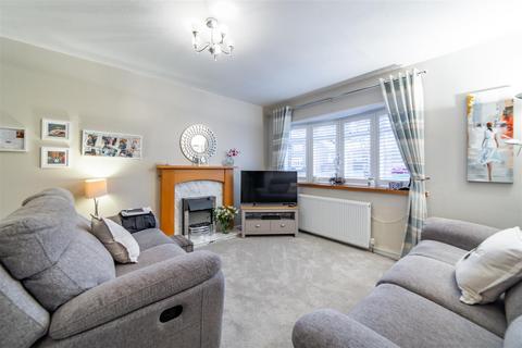 3 bedroom terraced house for sale, Culloden Walk, Killingworth, NE12