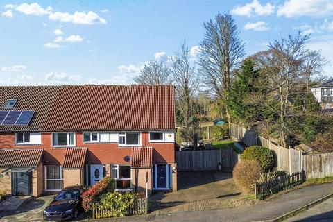 3 bedroom end of terrace house for sale, Hillside Close, Banstead