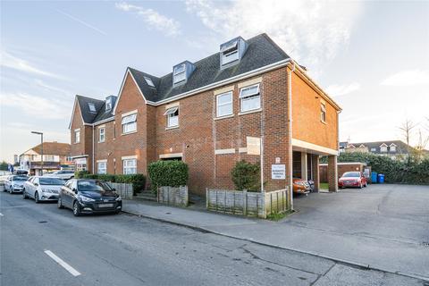 Terrace Road, Walton, KT12