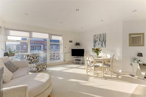 2 bedroom apartment for sale, The Cloisters, Rickmansworth, Hertfordshire, WD3