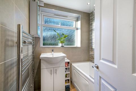 36 Devana End, Carshalton, SM5 2NL