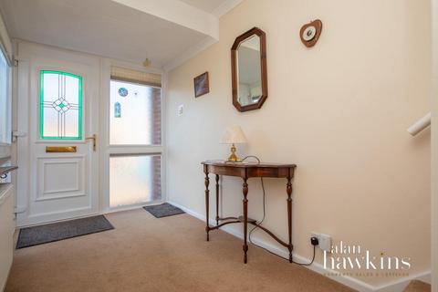 6 Branscombe Drive, Royal Wootton Bassett, Swindon, SN4 8HP