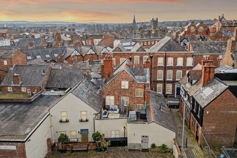 4 bedroom end of terrace house for sale, White Friars, Chester, CH1