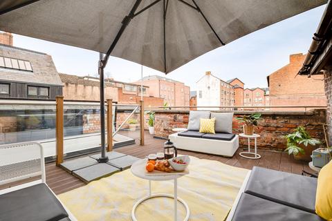 4 bedroom end of terrace house for sale, White Friars, Chester, CH1