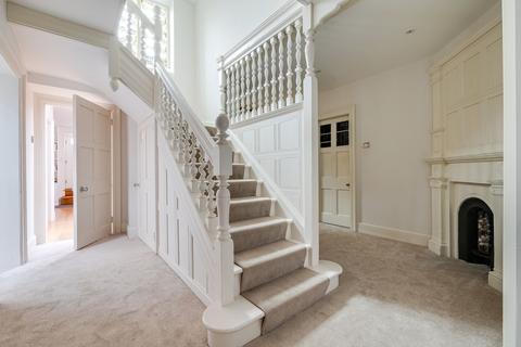 4 bedroom end of terrace house for sale, White Friars, Chester, CH1