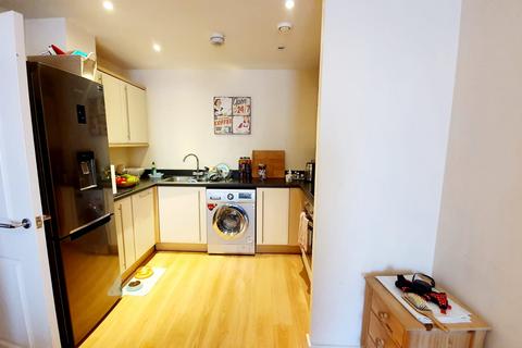 1 bedroom apartment to rent, The Junction, Grays Place, Slough SL2