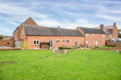 4 bedroom barn conversion for sale, Coalville LE67