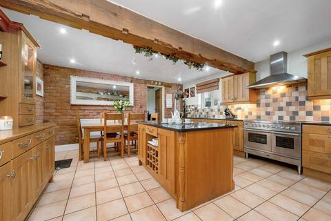 4 bedroom barn conversion for sale, Coalville LE67