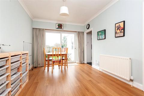 3 bedroom end of terrace house for sale, Meadway, Twickenham