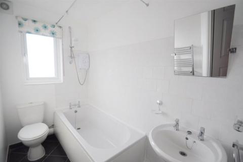 2 bedroom flat to rent, Glenville Grove, London SE8