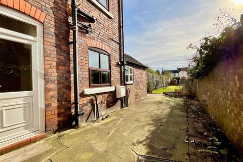 24 Berkeley Street, Stone, ST15 8LS