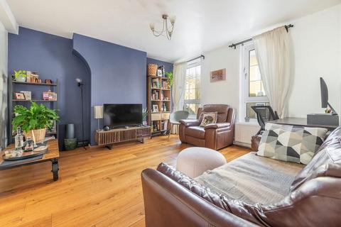 1 bedroom flat for sale, Watts Street, London E1W