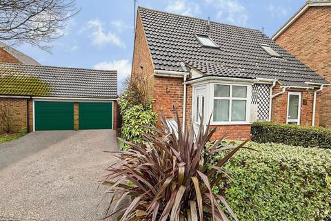 1 bedroom semi-detached house for sale, The Everglades, Gillingham ME7