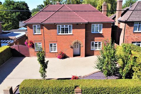 4 bedroom detached house for sale, Pans Lane, Devizes