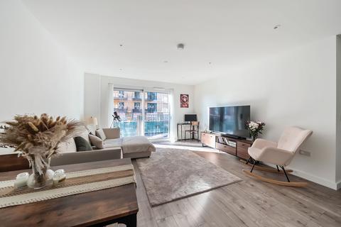 1 bedroom flat for sale, Union Court, The Exchange, Watford WD24 4EA