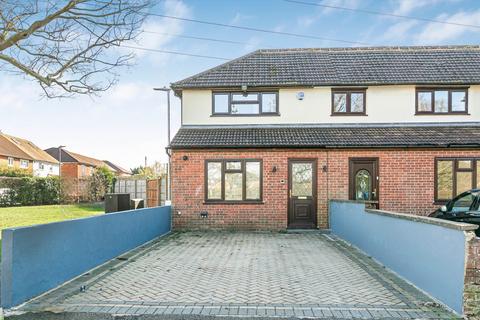 3 bedroom end of terrace house for sale, Kenilworth Drive, Borehamwood, Hertfordshire, WD6