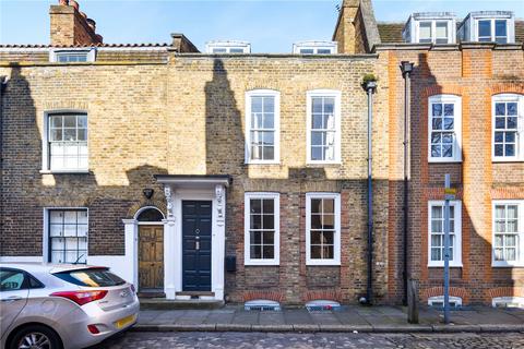 3 bedroom terraced house for sale, Albury Street, London, SE8