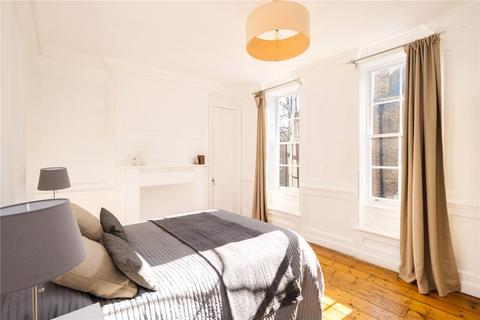 3 bedroom terraced house for sale, Albury Street, London, SE8