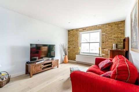 2 bedroom flat to rent, Bermondsey Street, London Bridge, London, SE1