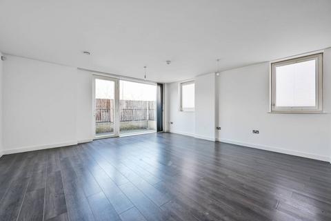 3 bedroom flat to rent, UNCLE New Cross, New Cross, London, SE14