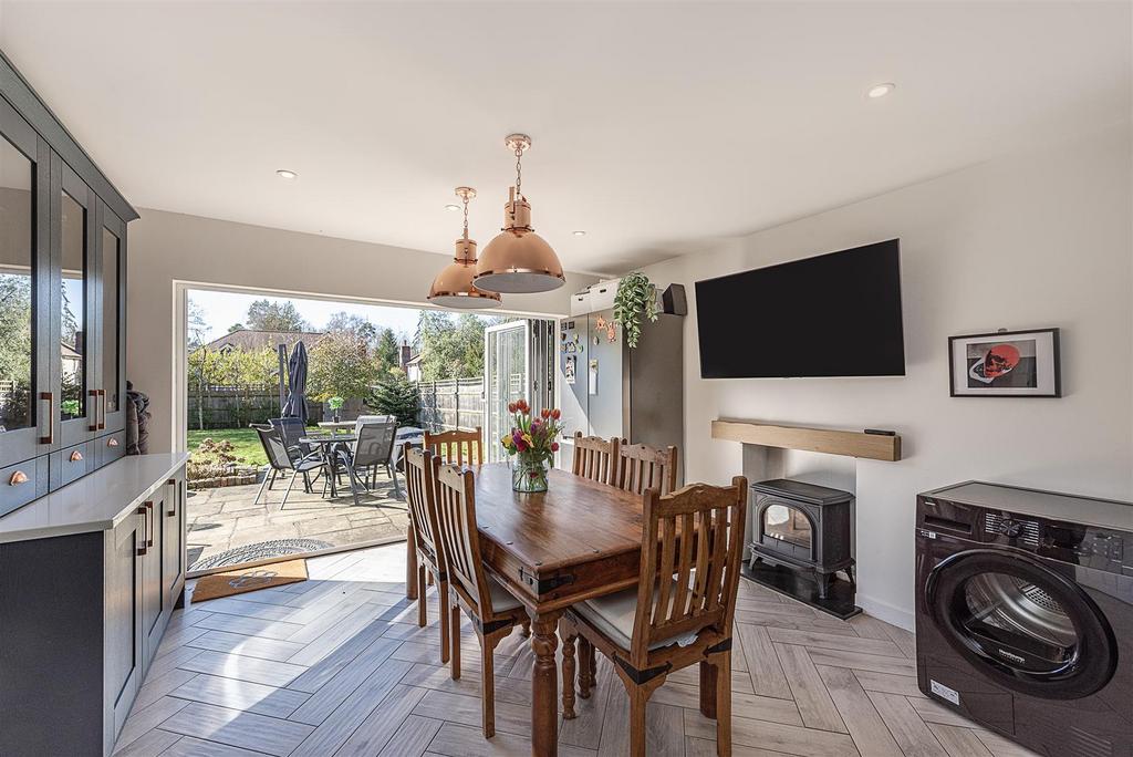 10-Dellcroft-way-04.jpg