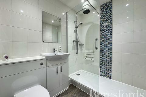 2 Childs Close, Hornchurch, RM11 2BT
