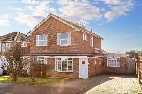 4 bedroom detached house for sale, Morton Road, East Grinstead RH19