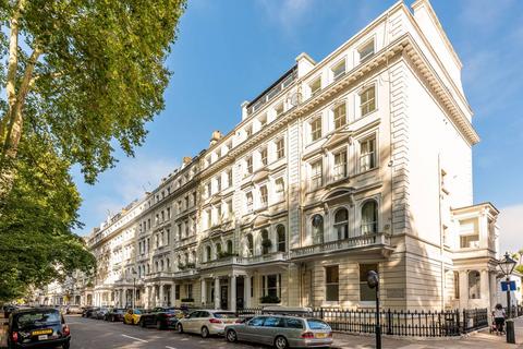 2 bedroom flat to rent, Cornwall Gardens, South Kensington, London, SW7