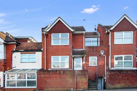 3 bedroom terraced house to rent, Eastern Road, Brighton