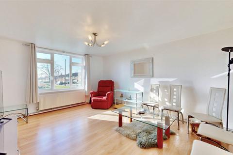 2 bedroom apartment for sale, Vanbrough Crescent, Northolt, UB5