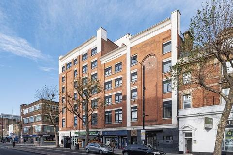 2 bedroom flat for sale, City View House, Bethnal Green Road, London, E2