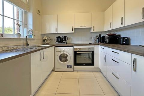 7 Dartington Walk, Exminster, Exeter, EX6 8TN