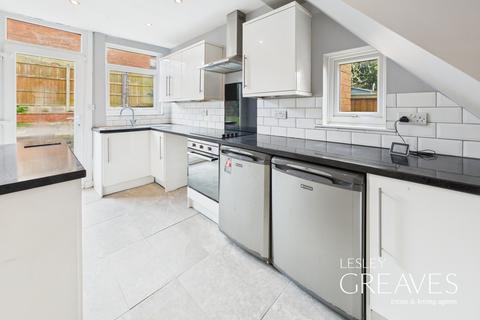 146 Simkin Avenue, Nottingham, NG3 6HU