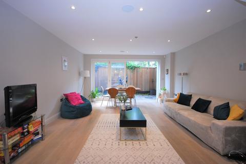 undefined, Cedars Mews  Clapham Old Town, London SW4