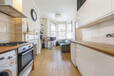 1 bedroom flat for sale, West End Mansions, West Hampstead, London NW6