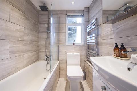 1 bedroom flat for sale, West End Mansions, West Hampstead, London NW6