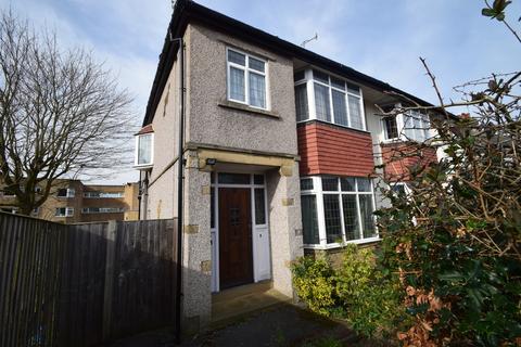 13 Fairway, Shipley, BD18 4RP