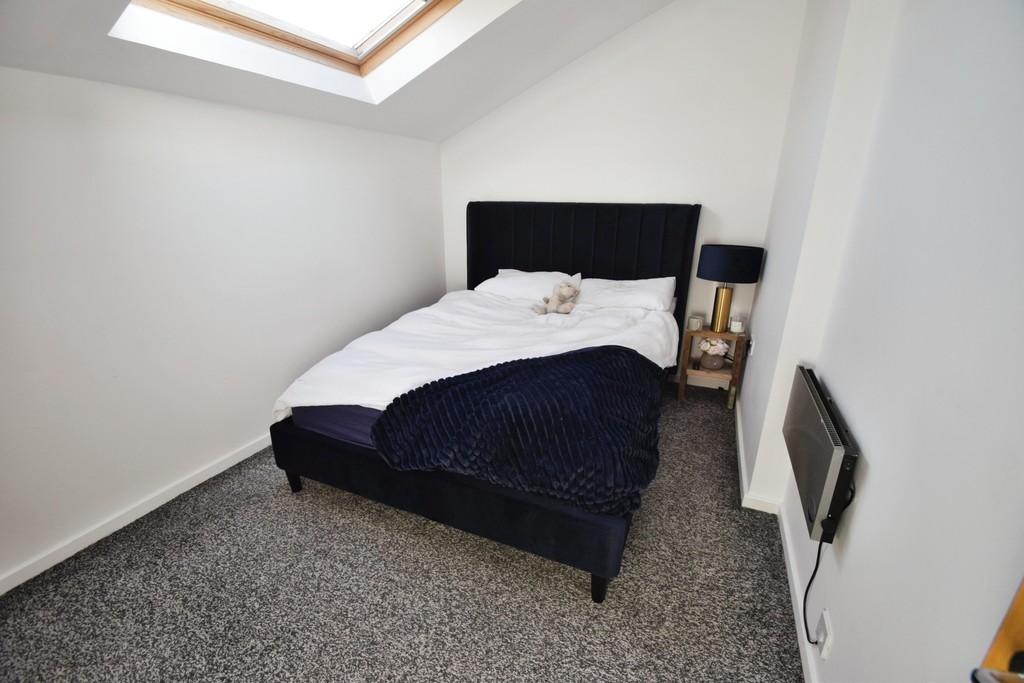 Fc404e8a-Bedroom