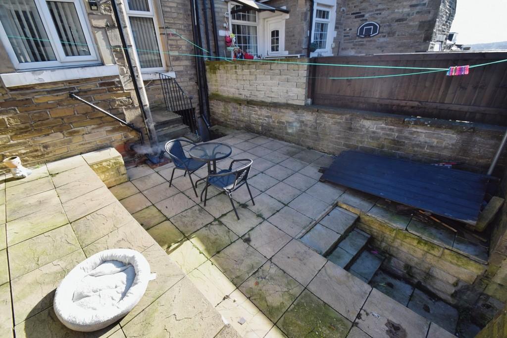 1f87e397-Garden 201