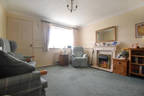 2 bedroom end of terrace house for sale, Chaffes Lane, Upchurch, Sittingbourne, ME9