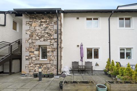 2 bedroom ground floor flat for sale, 5 Kings Arms Croft, Kendal, Cumbria, LA9 4DG